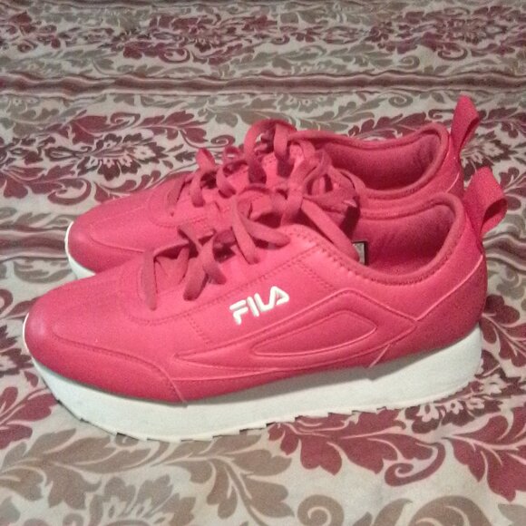 Shoes - Fila women's sneakers